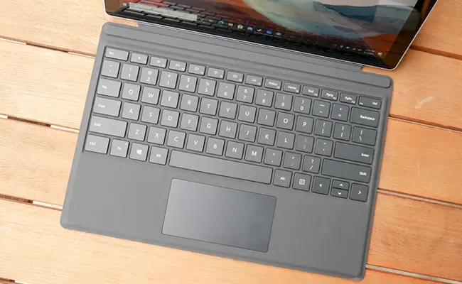 کیبورد و تاچ پد تبلت Surface Pro 7 Plus