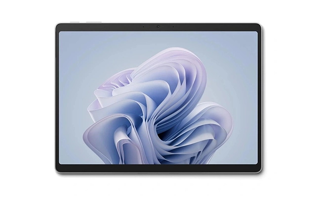 در این عکس تبلت مایکروسافت سرفیس پرو 10 مدل Core Ultra 7 با تمرکز بر روی نمایشگر نمایش داده شده است.