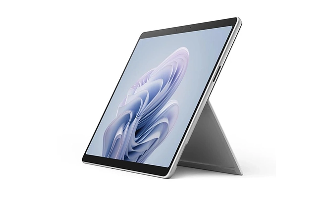 در این عکس یک تبلت Surface Pro 10-Core Ultra 7 مایکروسافت نمایش داده شده است.