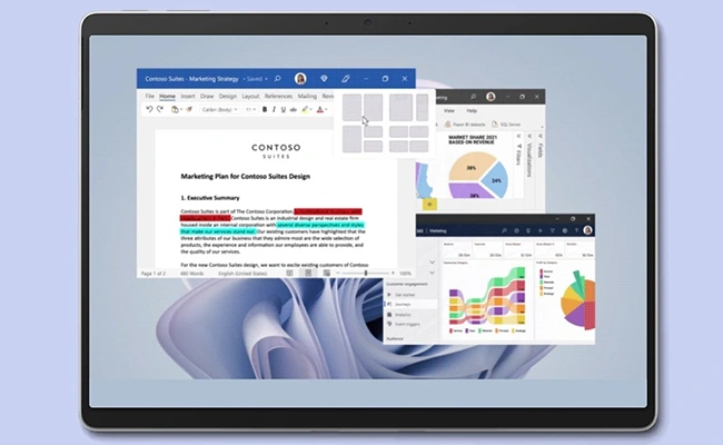 در این عکس حالت مدیریت پنجره در تبلت سرفیس پرو ۹ نمایش داده شده است.