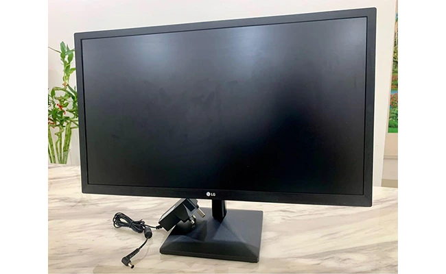 بررسی مانیتور LG 24MK430