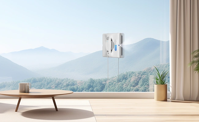 در این عکس یک شیشه شوی شیائومی w8 در حال اسپری آب روی شیشه نمایش داده شده است.