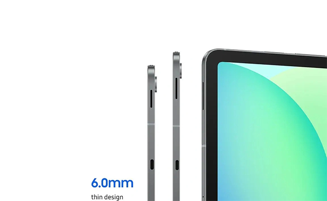 نمای جانبی تبلت سامسونگ Galaxy Tab S10 FE Plus که باریکی و طراحی ظریف بدنه را نشان می&zwnj;دهد