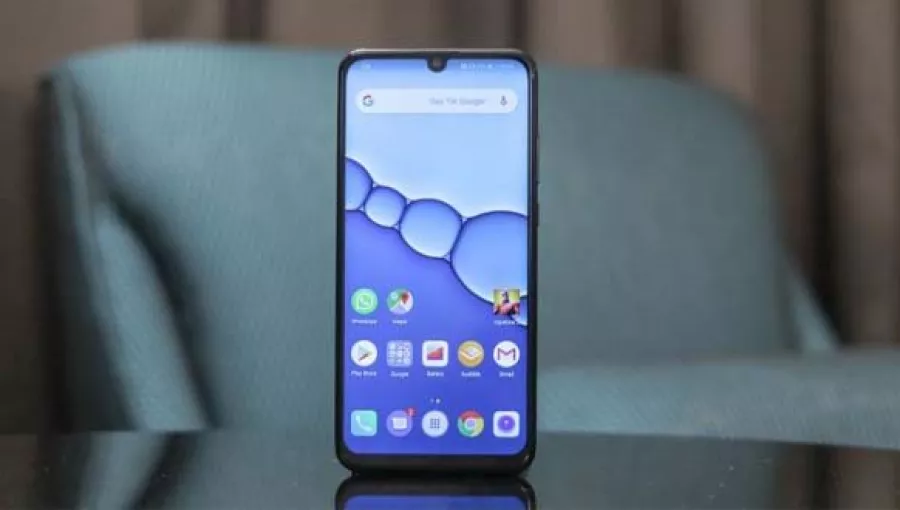 نقد و بررسی هوآوی P Smart 2019 (پی اسمارت 2019) | میان رده با کیفیت
