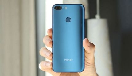 بررسی هوآوی Honor 9 Lite : از عکسبرداری سلفی لذت ببرید!