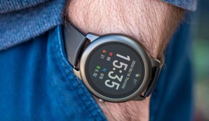 نقد و بررسی ساعت هوشمند Haylou Solar LS05 | طراحی کلاسیک در کنار تکنولوژی مدرن