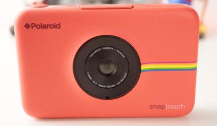 نقد و بررسی دوربین Polaroid Snap Touch: در لحظه زندگی کن
