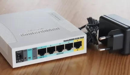 نقد و بررسی روتر بیسیم میکروتیک RB951UI-2HND: خیالتان را راحت کنید