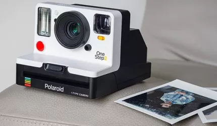 دوربین Polaroid OneStep 2 و Polaroid OneStep2 ViewFinder: نقد و بررسی