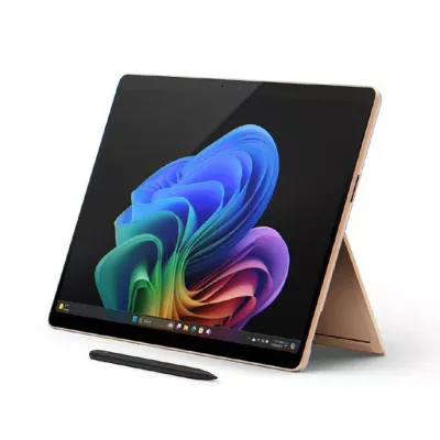 نمای چپ با قلم تبلت Surface Pro 11-Snapdragon X Plus LCD مایکروسافت 512 گیگابایت رم 16 گیگابایت