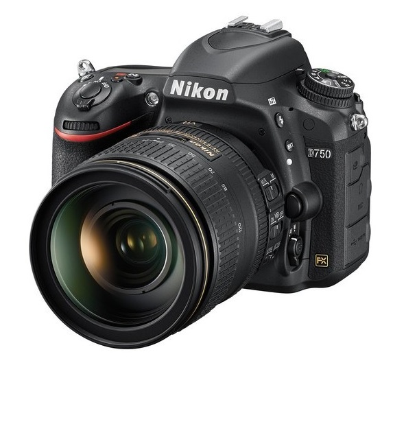 نقد و بررسی Nikon D750