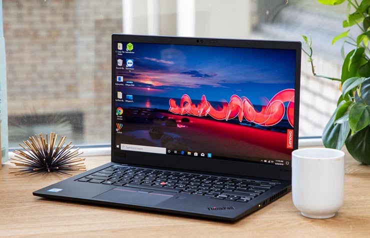 بهترین لپ تاپ برای کارهای گرافیکی و ادیت فیلم 2021 : لپ تاپ Lenovo ThinkPad X1 Extreme