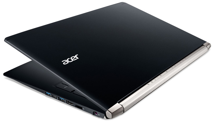 طراحی لپ تاپ Acer V15 Nitro VN7 593G